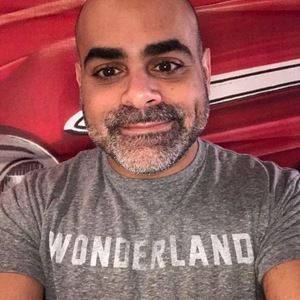 Meet your Posher, Leeav